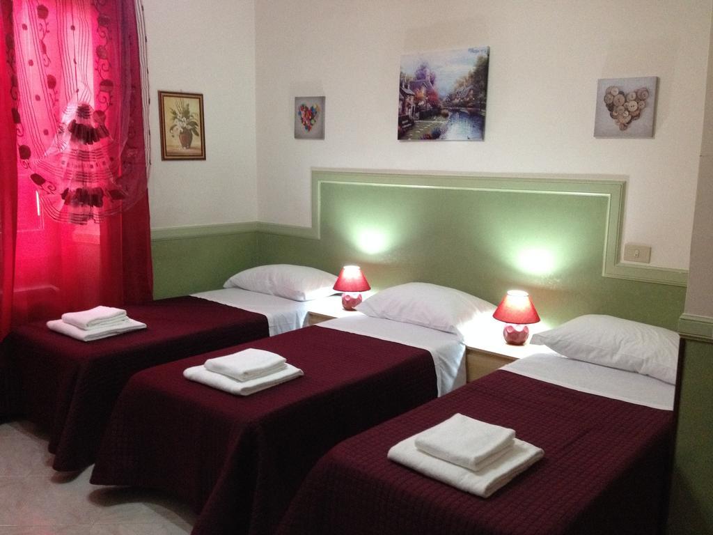 Rome Rainbow Guest House Quarto foto